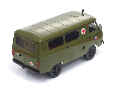 Premium Classixxs | M 1:18 | UAZ 452A Military Ambulance ČSSR (1979)