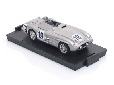Brumm | M 1:43 | MERCEDES-BENZ 300 SLR #19 Juan Manuel Fangio - Le Mans ( 1955 )