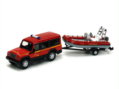 Mondo Motors | M 1:43 | IVECO Massif + boat - Feuerwehr