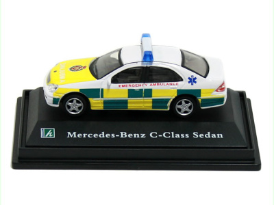 Cararama / Hongwell | M 1:72 | MERCEDES BENZ C-Class Sedan - Emergency Ambulance